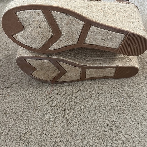 NEW! MARC FISHER ADALYN ESPADRILLE WEDGE SANDAL - SIZE 11 👠 - Picture 7 of 7